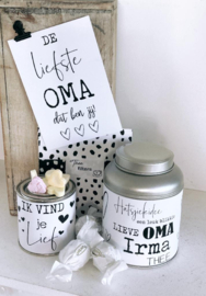 Cadeau pakket oma of mama gepersonaliseerd | Thee met lekkers