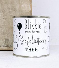 Blikjes thee