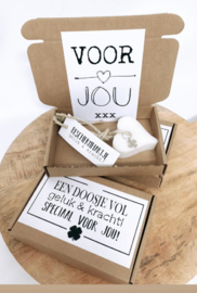 Brievenbus cadeau |  Doosje vol geluk en kracht