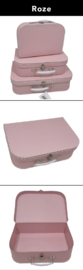 Roze koffertje van geboortekaartje