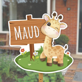 Geboortebord tuin | Giraffe met houten bord
