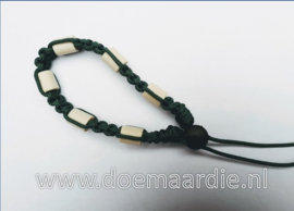 Keramiek armbandje met schuifstoppertje. 18/21 cm, origineel paracord type 1