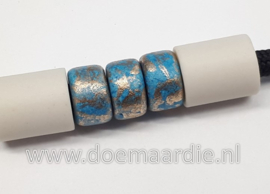Grieks keramiek, Aquamarine blue gold spot, gat ong 4,0 mm