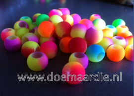 Regenboog neon kralen, gat 5 mm, per 20!!!