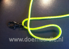 Eenvoudige keycord, sleutelhanger, van paracord maken.