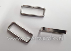 Brede passant, metaal. 20 mm doorvoer