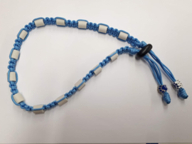 Tekenhalsband baby blauw,  45 cm.