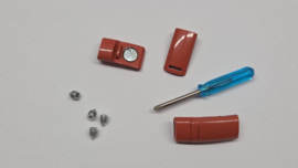 2 metalen magneetsluitingen, bruin