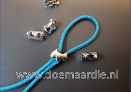 Kleine schuif hondjes. goud kleur, gat 7 bij 1,5 mm