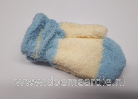 Baby of peuter handschoenen met koordje