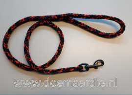 8 Strand paracord hondenlijn met handvat.