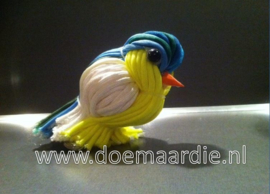 Vogeltje van restjes paracord maken.