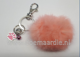 Hondenpoot fluffy, roze, met roze pootje