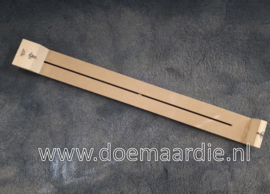 Extra lange knoopplank, tussen de haken ong 80,5 cm, voor halsbanden.