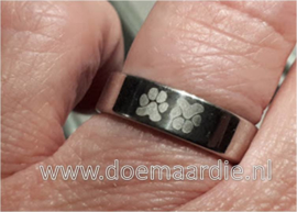 RVS, zilverkleurige ring met 2 pootjes