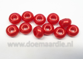 Kraal, rood, glans. Per ong 20, gat 5,6 mm