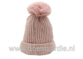 Muts, oud roze, met voering en pom pom