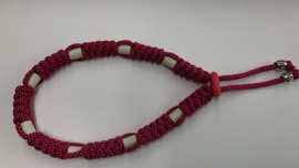 Round tekenhalsband 37 cm. diamond pink