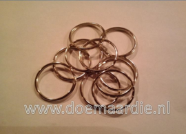 Sleutelhanger ring. Binnenmaat 34 mm. per stuk of per 100