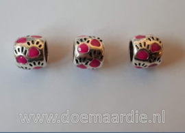 Pootjes, gekleurd, ronde vorm. Fuchsia roze,  gat 5,8 mm