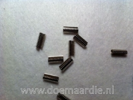 Nestel zilverkleur, lengte 10 mm