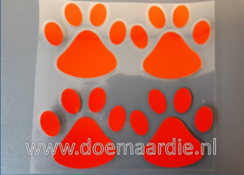 Sticker met 4 pootjes, verschillende kleuren.