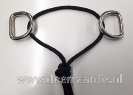 Bepalen maat triangel half check ketting.