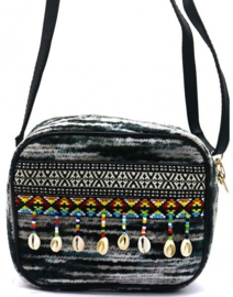 Bohemian bag, geweven, zwart groen met schelpen