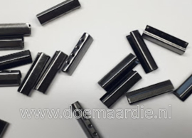 Nestel gun metal kleur, lengte 20 mm