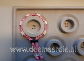 Tip maat meten armbanden en kleine tekenhalsbanden.