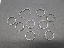 Klapsleutelhanger ring, zilverkleur, 26 bij 24 mm
