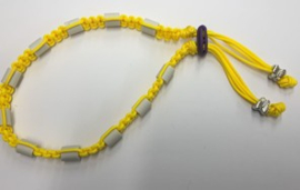 Tekenhalsband geel,  35 cm, type 1 met vlinders