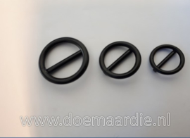 Stopjes, stegring,  black, gelaste ring met middenpin binnenmaat 25 mm.