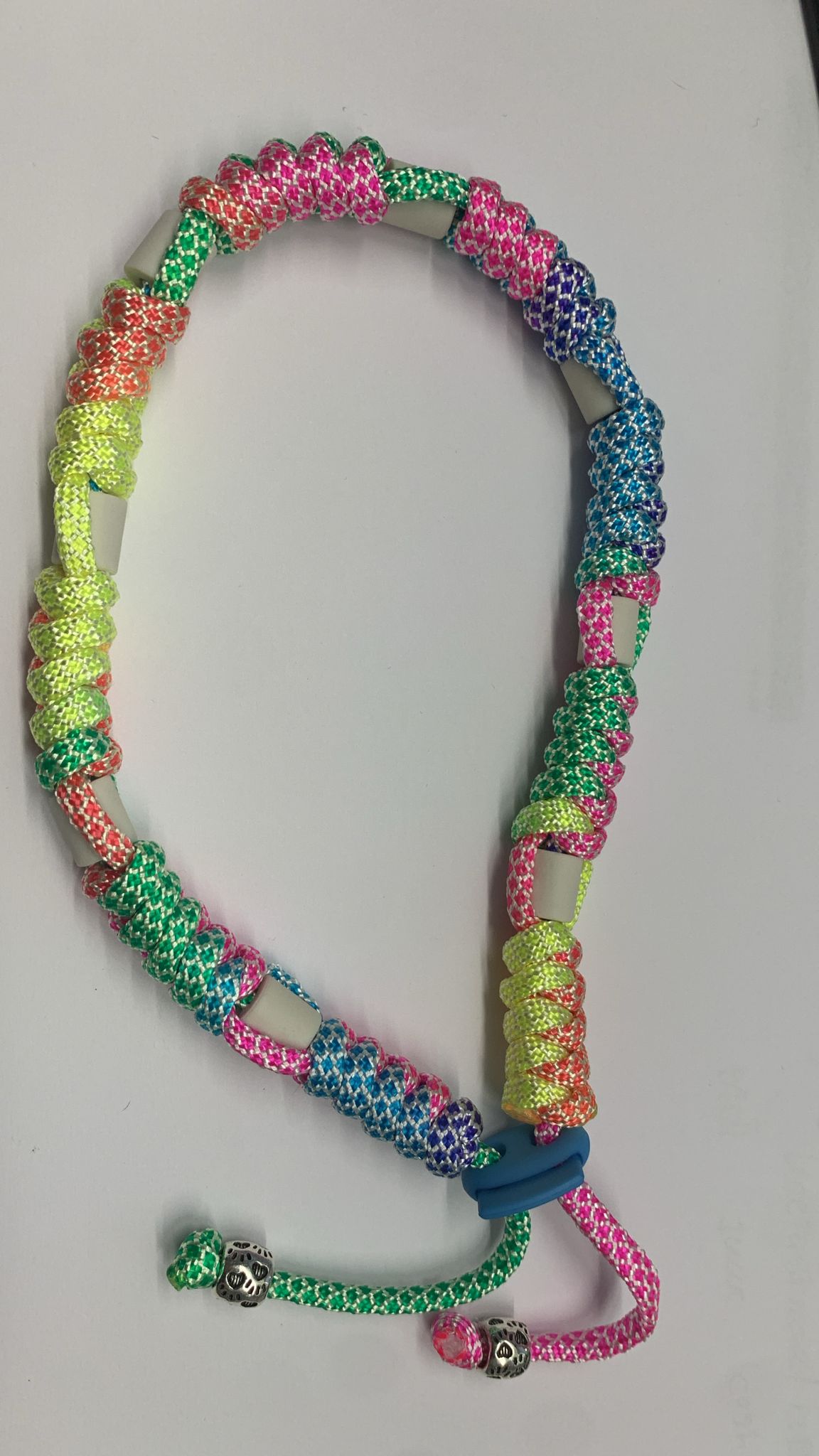 Round tekenhalsband 37 cm. diamond rainbow