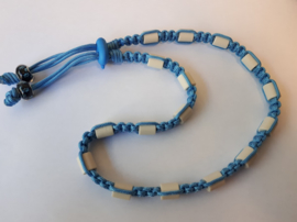 Tekenhalsband 49 cm, baby blauw.