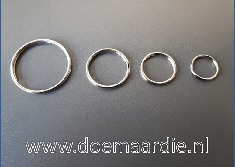 Sleutelhanger ring. Binnenmaat 20 mm. stuk of per | klik zilver en nikkel kleur | doemaardie