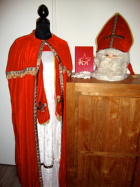 Verhuur Sinterklaas kostuum