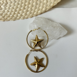STATEMENT OORBELLEN HOOPS WITH STAR  - GOLD PLATED