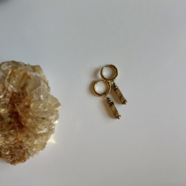 OORBELLEN BEIGE STEENTJES - GOLD PLATED