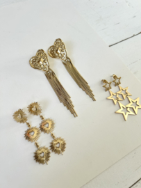 STATEMENT OORBELLEN DRIE HARTJES - GOLD PLATED