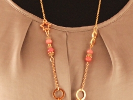 Ketting met roze glas en Agaath 0120