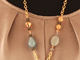 ketting met Aquamarine en grijze Jade 0109