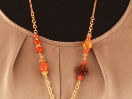 Ketting met Cjech glass en rood Koraal 0118