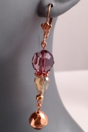 Oorbellen rose met topaz facet 0227