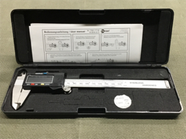 DIGITALE SCHUIFMAAT / Tool digital slide gauge 150/0,01