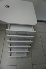 LS Beauty Nageltafel Met Afzuiging - Bekleding Roze Vertikaal - Basic Model