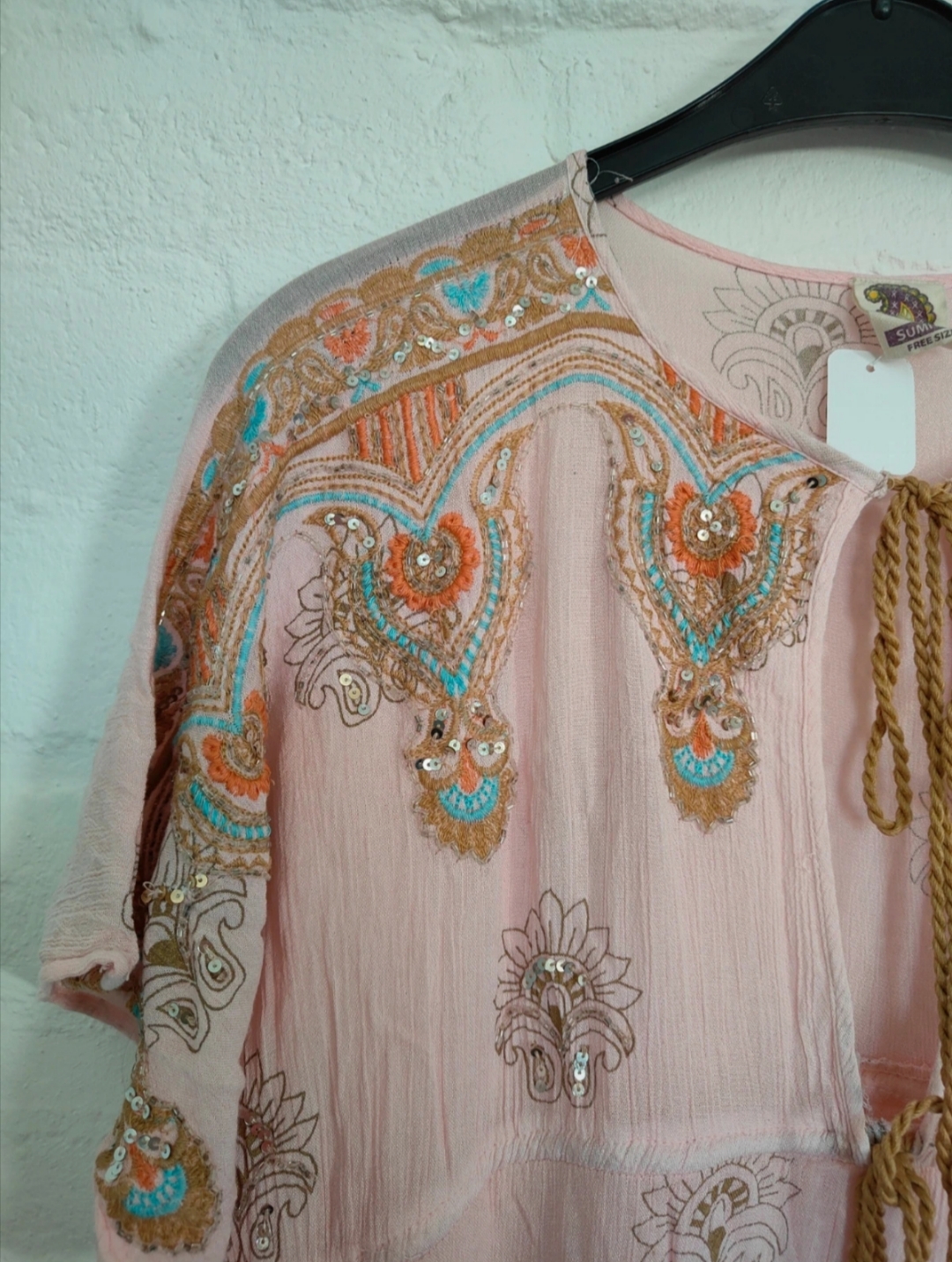 Bohemian jurk met borduursel en pailletten