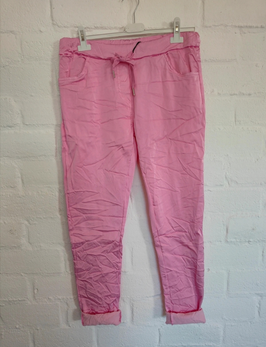 Roze Stretch Broek Met Glanslaagje