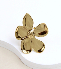 Ring Met Grote Platte Bloem