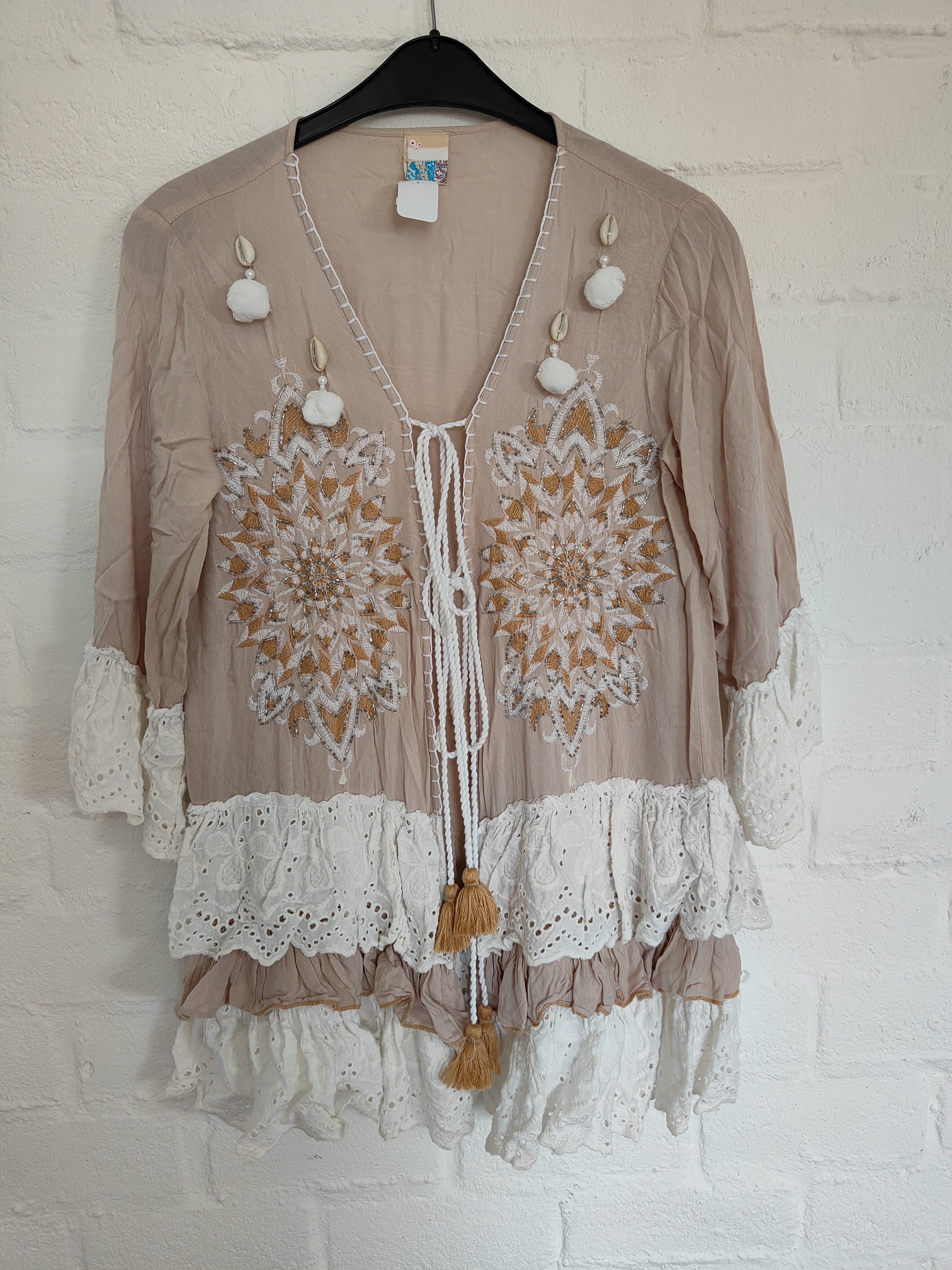 Beige Ibiza Blousejasje met borduursels